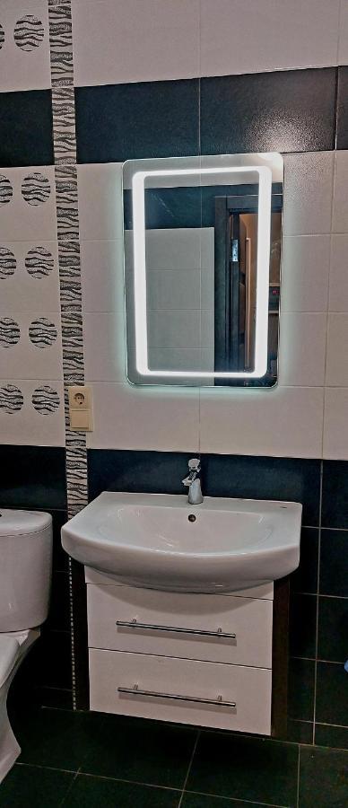 Апартаменти Буча Жк Центральний Room photo